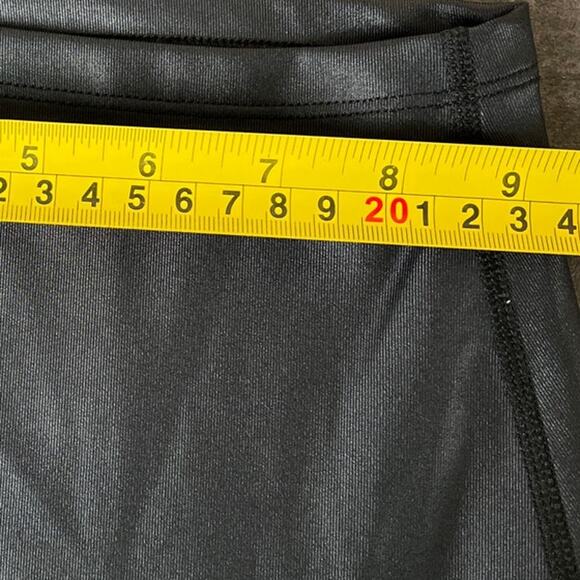 Abercrombie & Fitch Large Black Biker Short - Picture 6 of 6